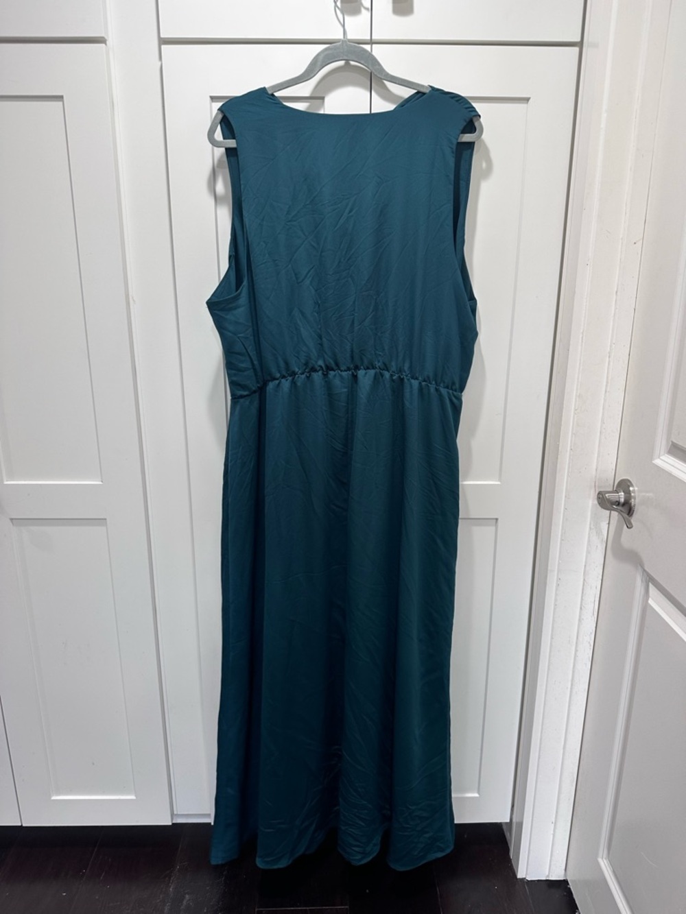 Eloquii Sleeveless Teal Tie-Neck Maxi Dress - Picture 7 of 7